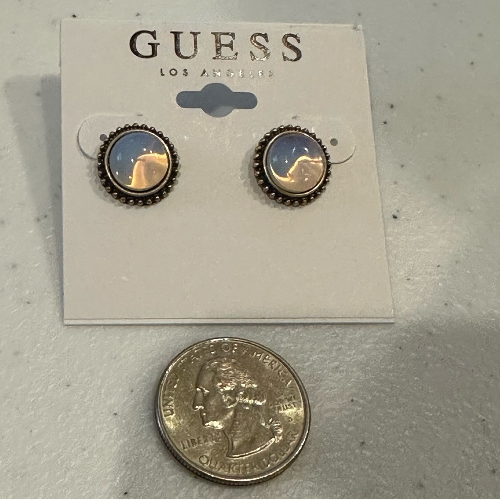 NWT GUESS Earrings - gold tone post back w/center round iridescent moonstone - Picture 8 of 8